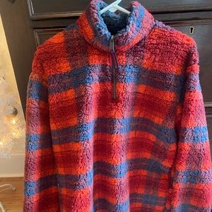 NEVER WORN Southern marsh pullover size medium:)